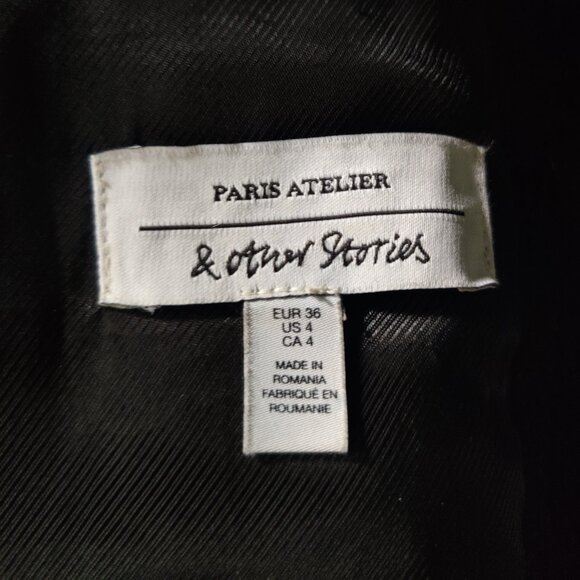 Oversized black wool coat with tie - Picture 3 of 3